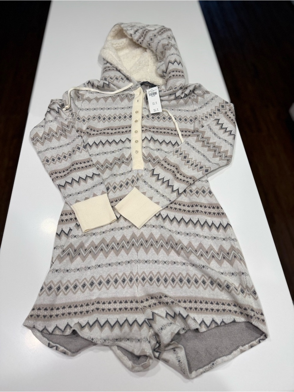 Abercrombie & Fitch Womens Medium Gray/White Sherpa Lined Romper Hoodie